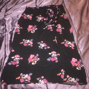 Size S MINKPINK wrap skirt